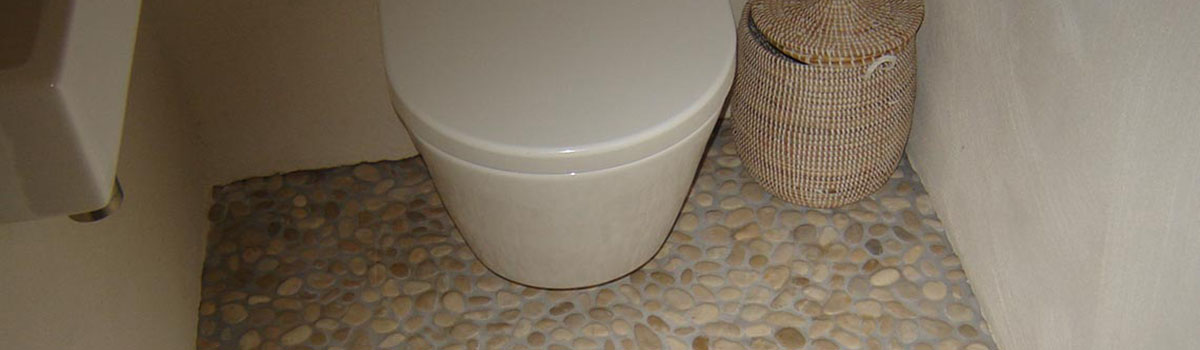 Guido Lapien tegelwerken toilet